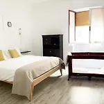Апартаменты Tap - In Independent House With Private Garden *