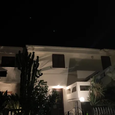 Tap - In Independent House With Private Garden Apartment Alghero
