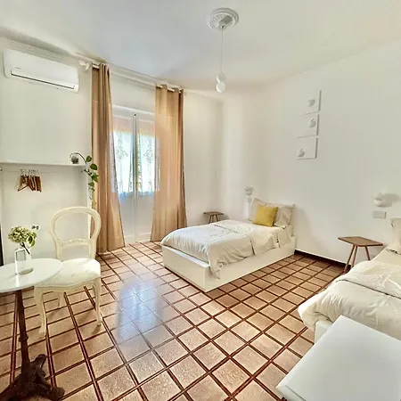 Tap - In Independent House With Private Garden Apartment Alghero