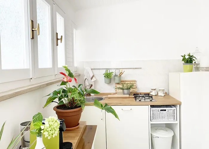 Апартаменты Tap - In Independent House With Private Garden